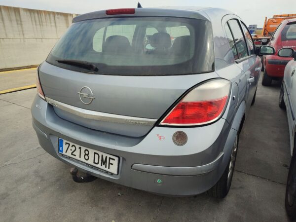 opel_astra_h_a04