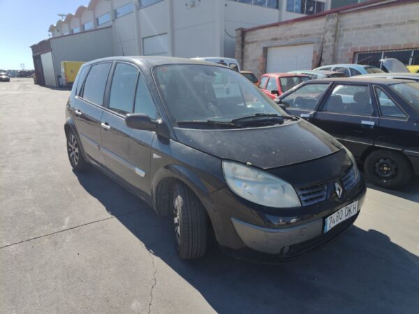 renault_scenic_ii_jm0_1