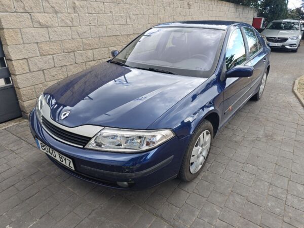 renault_laguna_ii_bg0_1