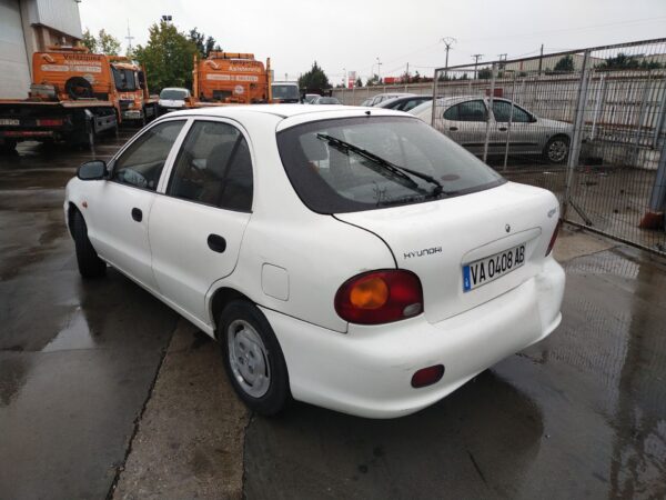 hyundai_accent_ii_lc