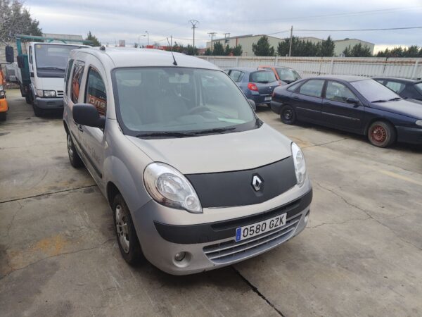 renault_kangoo_grand_kangoo_ii_kw0_1