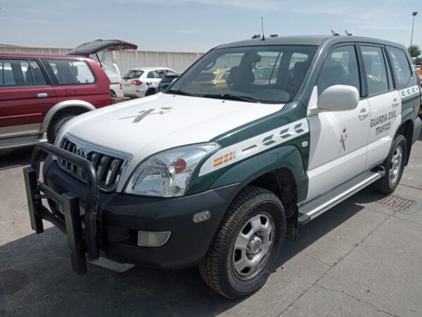 toyota_land_cruiser_prado_j12