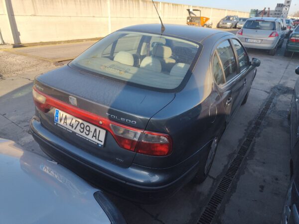 seat_toledo_ii_1m2